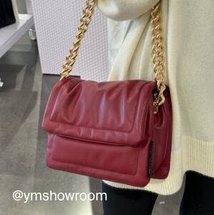 MARC JACOBS The pillow bag nwot